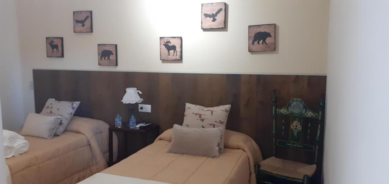 Twin Room,1168928839:JPEG